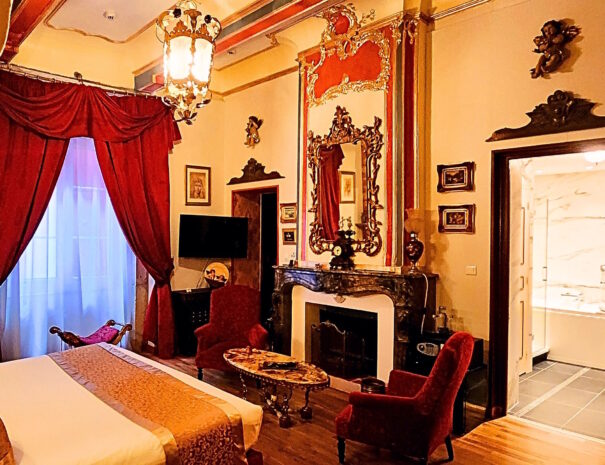 La Rococo- Chambre vue d'ensemble